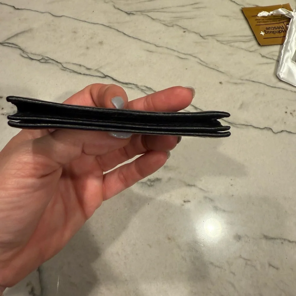 Gallun Calfskin Leather ID & Card Wallet